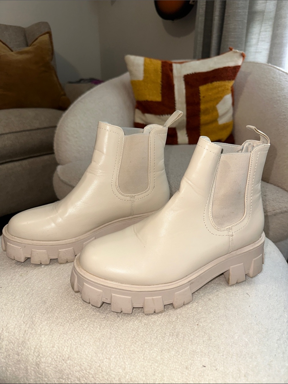 Nature Breeze Cream Chunky Chelsea Ankle Boots